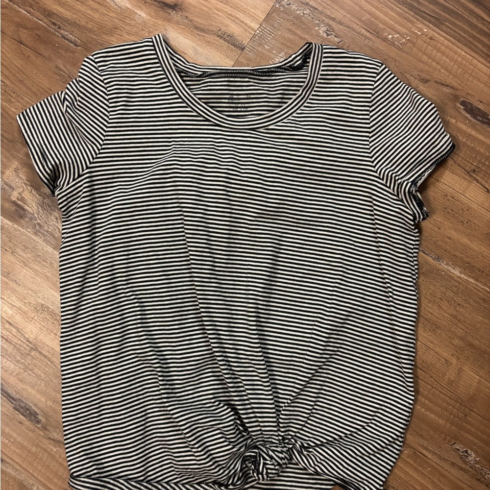 Madewell Striped Short Sleeve Tee with a Knot
